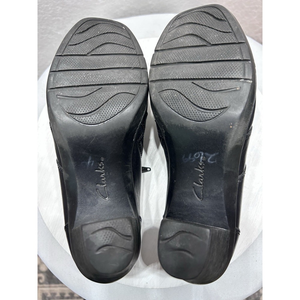 Clarks Bendables Women's Size 8M Black Leather Zip Booties EUC - Picture 11 of 13